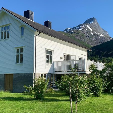 Bakken, Feriebolig Villa Volda ภายนอก รูปภาพ